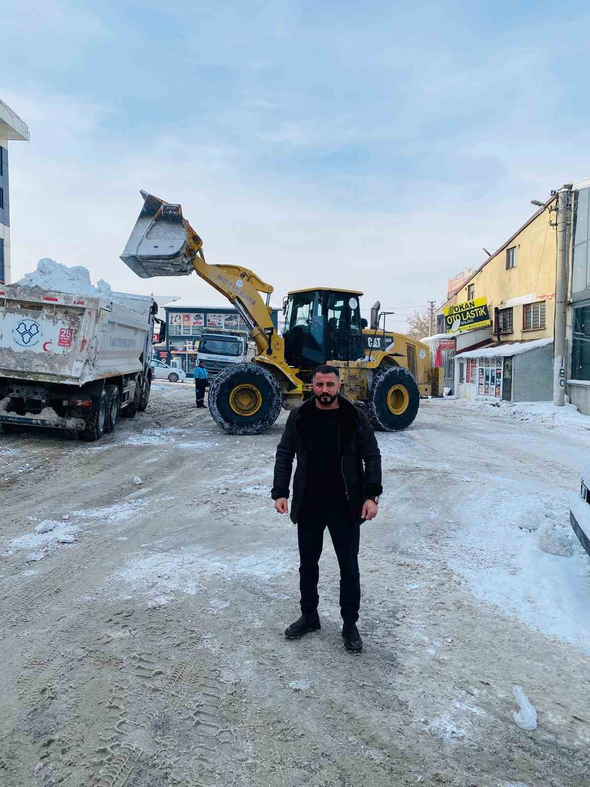 ERZURUM OTO TAMİR VE İMALATÇILARI ESNAF VE SANATKÂRLAR ODASI BAŞKAN ADAYI EMRE AKDOĞAN, SANAYİ...