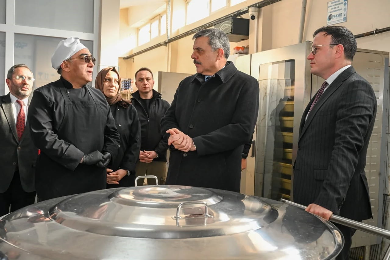 ERZURUM’UN YAKUTİYE İLÇESİ KAYMAKAMLIĞI, 2025 YILI BOYUNCA KAMU HİZMETLERİNİN ETKİNLİĞİNİ...