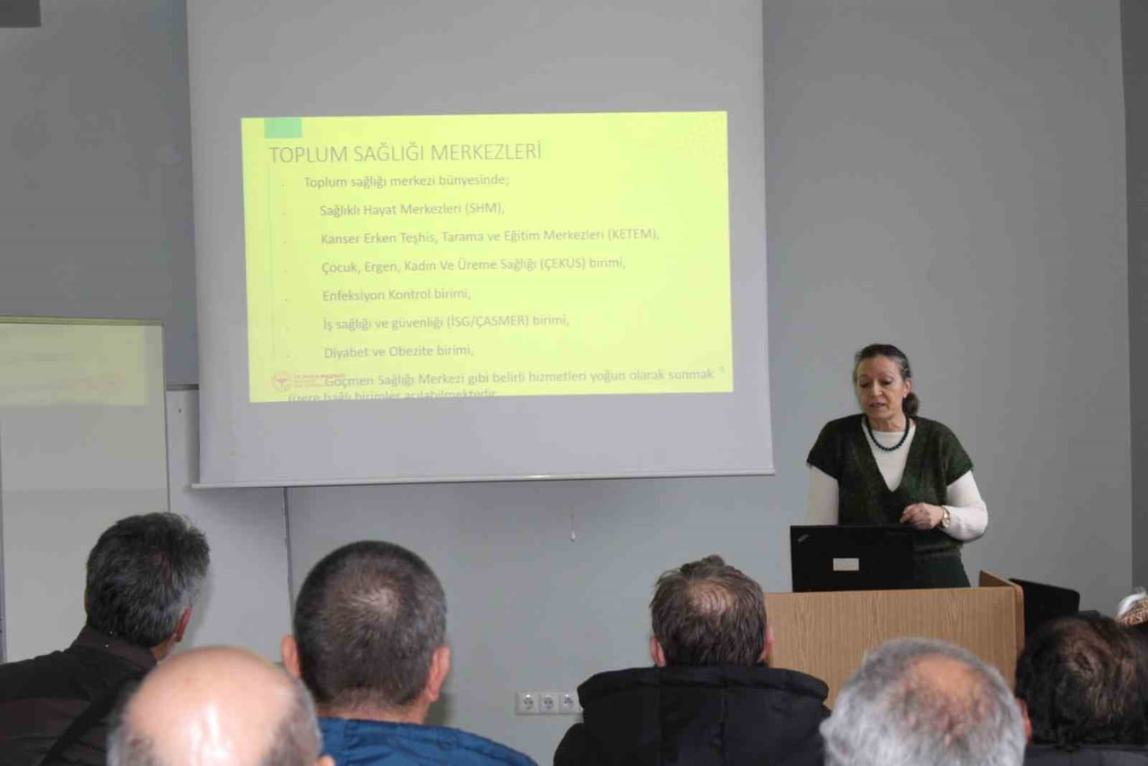 ESKİŞEHİR DENETİMLİ SERBESTLİK İL MÜDÜRLÜĞÜ'NDE YÜKÜMLÜLER İÇİN 'HER YAŞTA SAĞLIK EĞİTİMİ'...