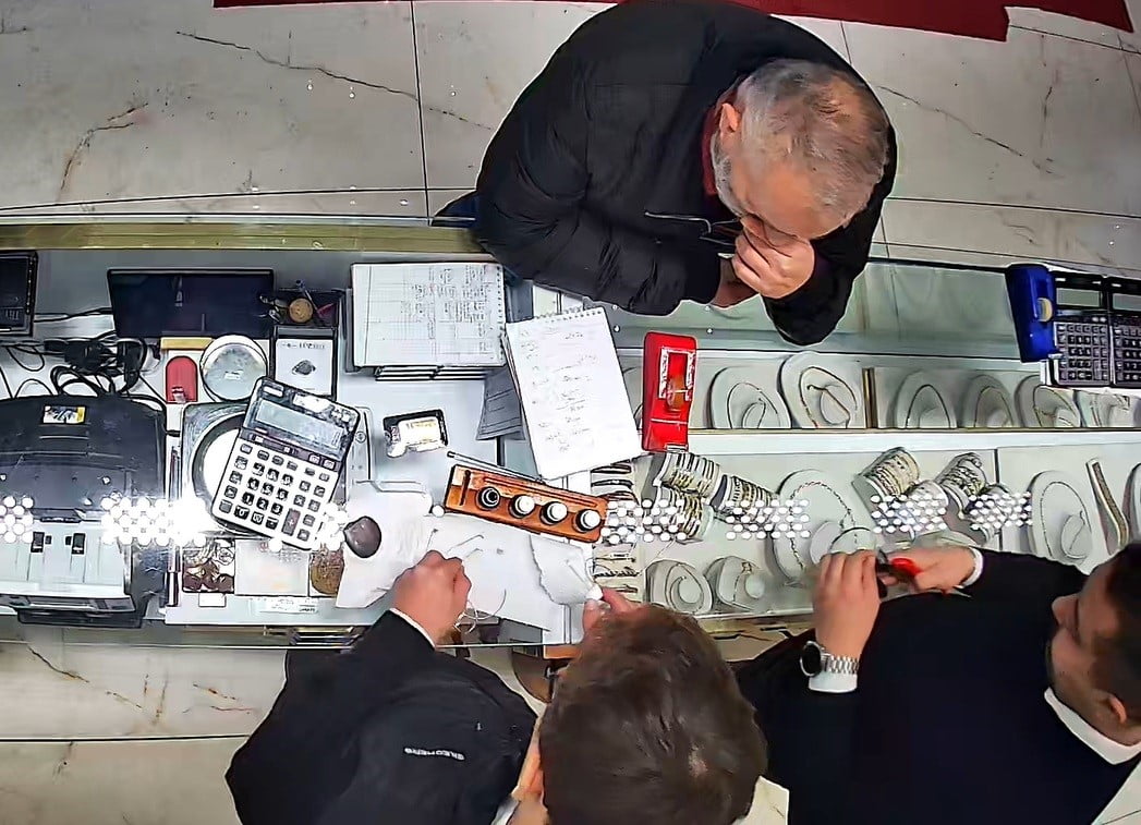 ESKİŞEHİR’E ŞEHİR DIŞINDAN GELEREK, PİYASA DEĞERİ YAKLAŞIK 343 BİN TL OLAN 58.09 GRAM SAHTE...