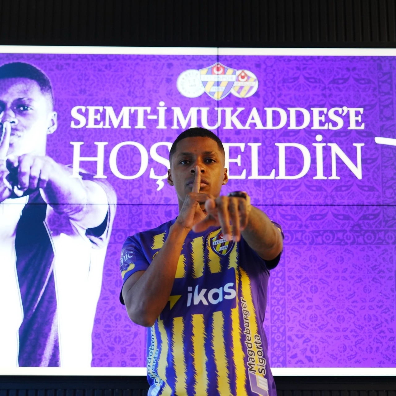 EYÜPSPOR, UKRAYNA EKİBİ DİNAMO KİEV'DE FORMA GİYEN KOLOMBİYALI FUTBOLCU ANGEL TORRES'İ SEZON...