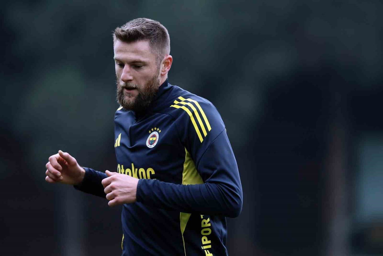 FENERBAHÇE'DE CORENDON ALANYASPOR MAÇI HAZIRLIKLARI BAŞLADI