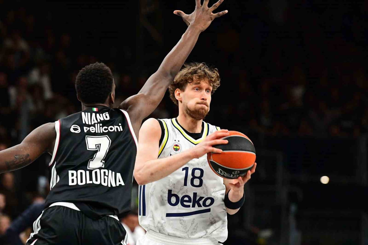 FENERBAHÇE BEKO, EUROLEAGUE 23. HAFTA MAÇINDA İTALYA DEPLASMANINDA VİRTUS BOLOGNA’YI 85-80 MAĞLUP...