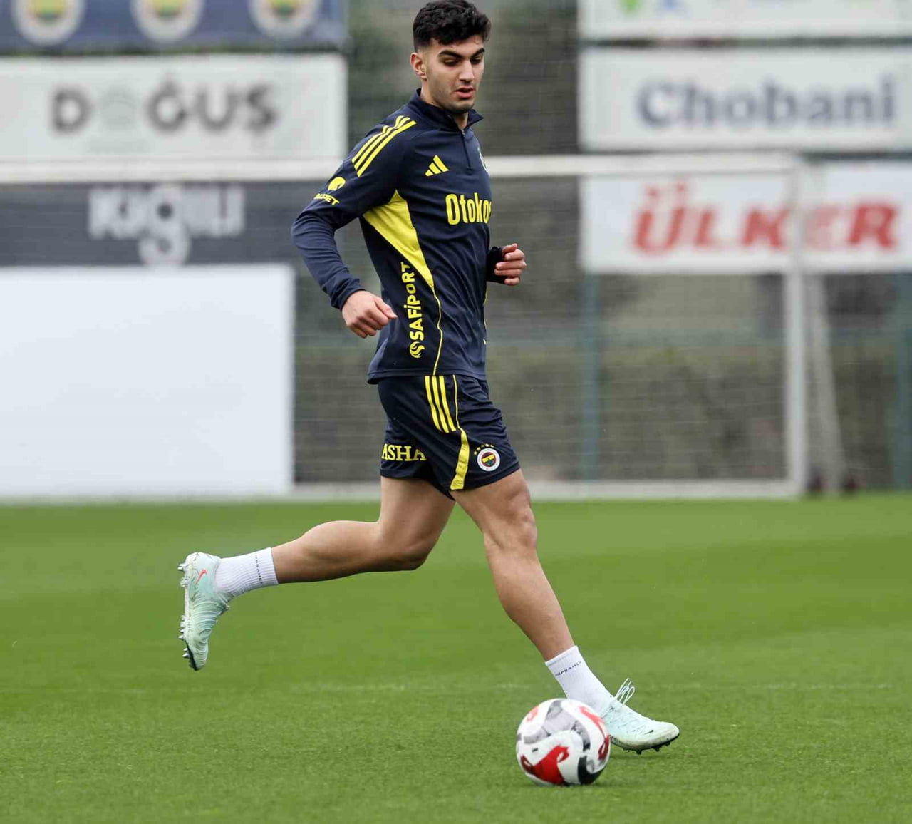 FENERBAHÇE, TURKCELL SÜPER KUPA FİNALİNDE 10 OCAK CUMARTESİ GÜNÜ SAAT 20.30'DA ATATÜRK OLİMPİYAT...