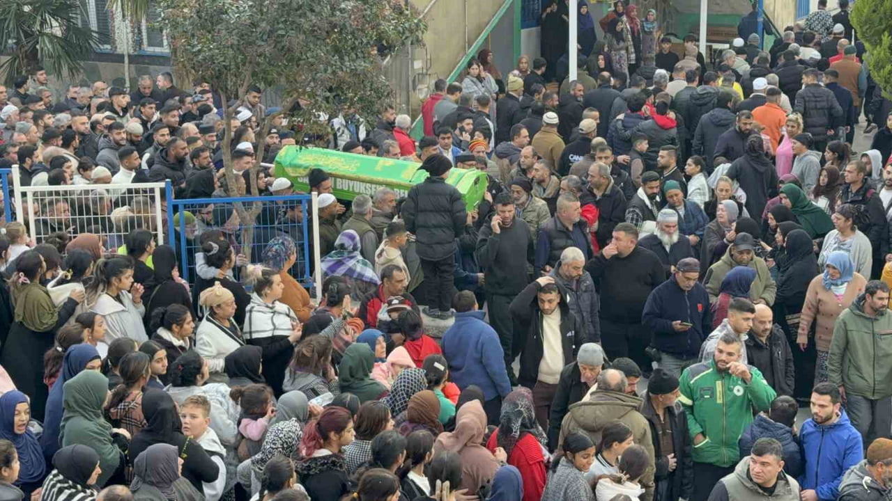 FERİT M., BUGÜN CANİK İLÇESİ YAVUZ SELİM MAHALLESİ YAVUZSELİM CAMİİ'NDE İKİNDİ NAMAZINI MÜTEAKİP...