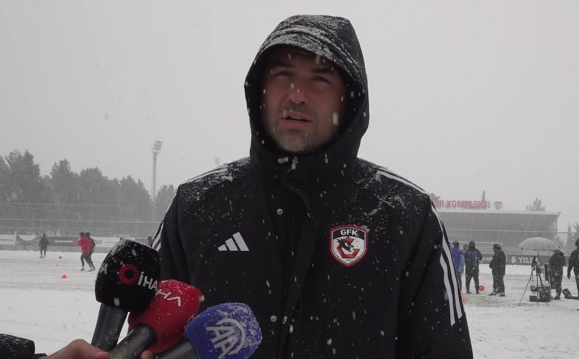 GAZİANTEP FUTBOL KULÜBÜ TEKNİK DİREKTÖRÜ BURAK YILMAZ, GALATASARAY MAÇIYLA ÖNEMLİ BİR ÖZ GÜVEN...