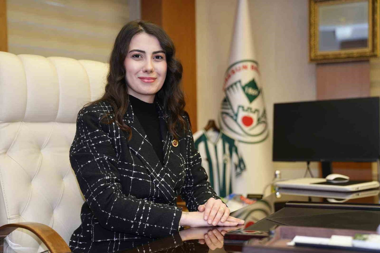 GİRESUN BELEDİYE BAŞKANI FUAT KÖSE, İL DIŞI PROGRAMI NEDENİYLE GÖREVİNİ BELEDİYE MECLİS ÜYESİ...