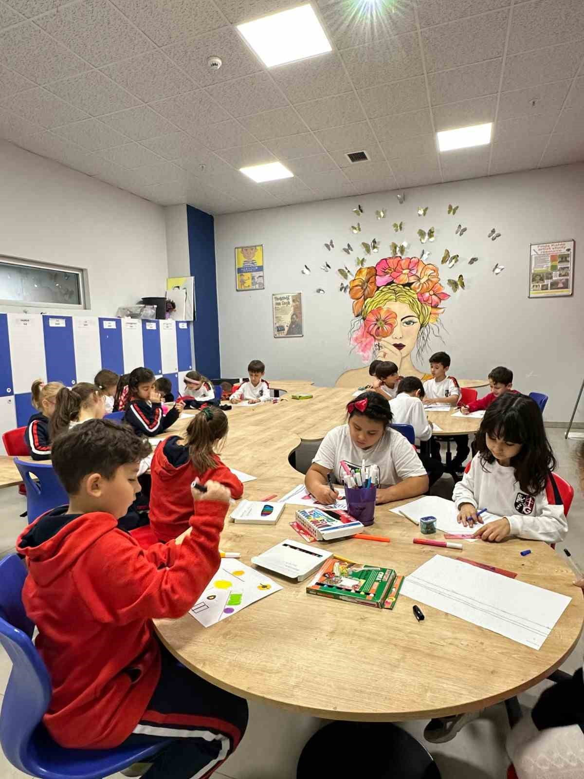 GÖKKUŞAĞI KOLEJİ’NDE ÇİFTE GURUR