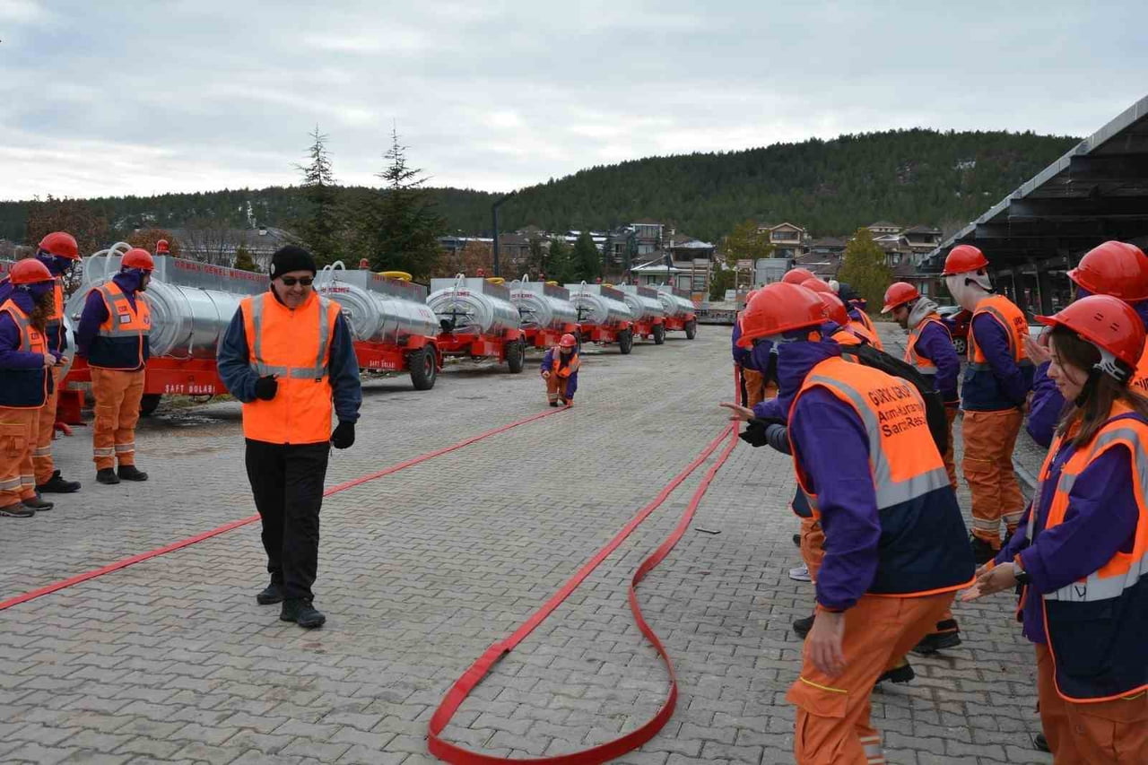 GÖNÜLLÜLER, "YEŞİL VATAN" İÇİN EĞİTİM ALDI