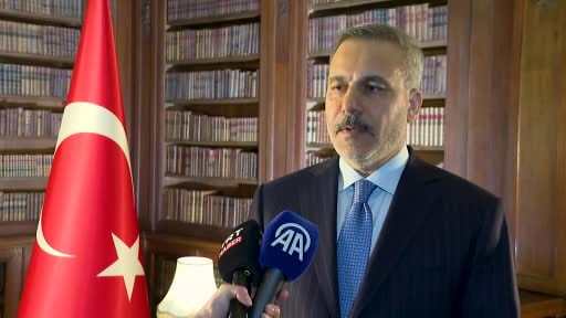 Hakan Fidan Paris’te: Ukrayna Konulu Gönüllüler Koalisyonu Toplantısı Sonrası Basın Açıklaması