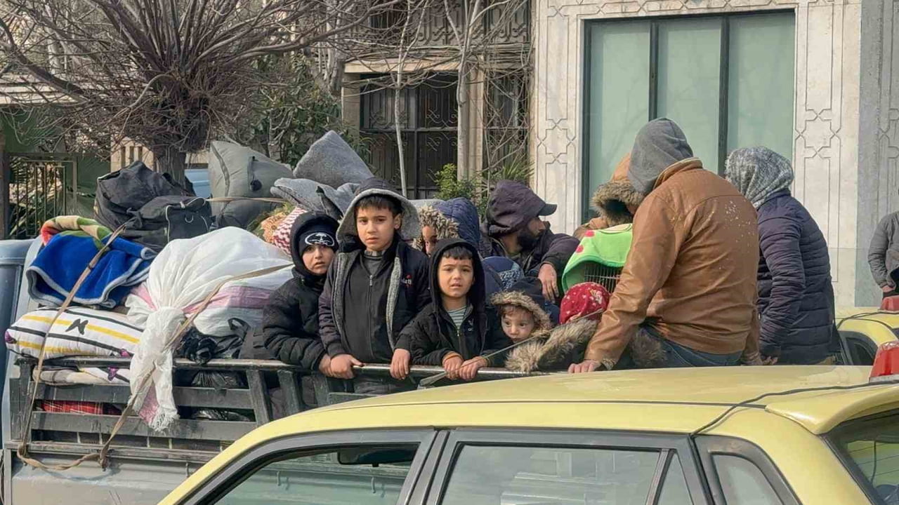 HALEP’TE SİVİLLER TAHLİYE EDİLİYOR