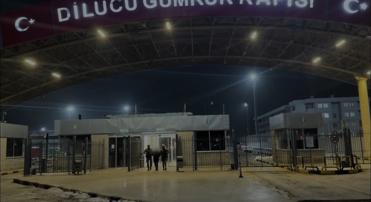 IĞDIR İL EMNİYET MÜDÜRLÜĞÜ TARAFINDAN "ARANAN ŞAHISLARIN YAKALANMASI" AMACIYLA YÜRÜTÜLEN...