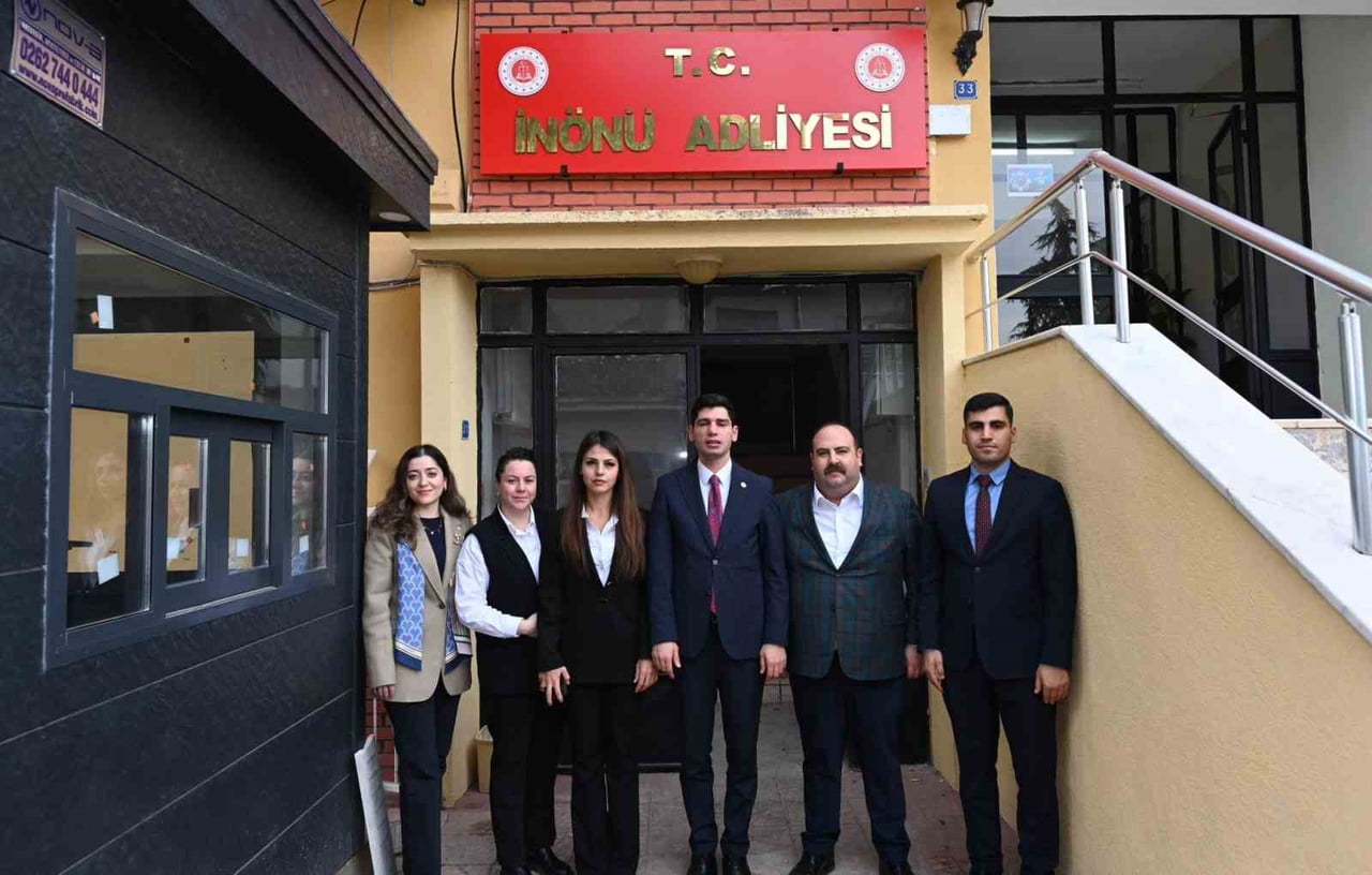 İNÖNÜ BELEDİYE BAŞKANI SERHAT HAMAMCI, İLÇE KAYMAKAMI TALHA ATILAY TEYMUR İLE BİRLİKTE, İLÇEDE...