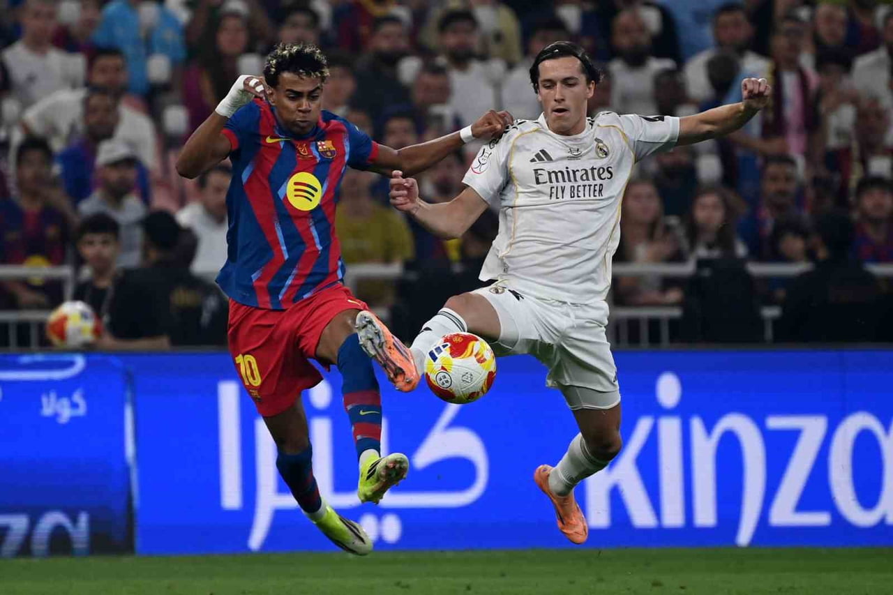 İSPANYA SÜPER KUPA FİNALİNDE BARCELONA, REAL MADRİD'İ 3-2 MAĞLUP EDEREK 16. KEZ KUPAYI MÜZESİNE...