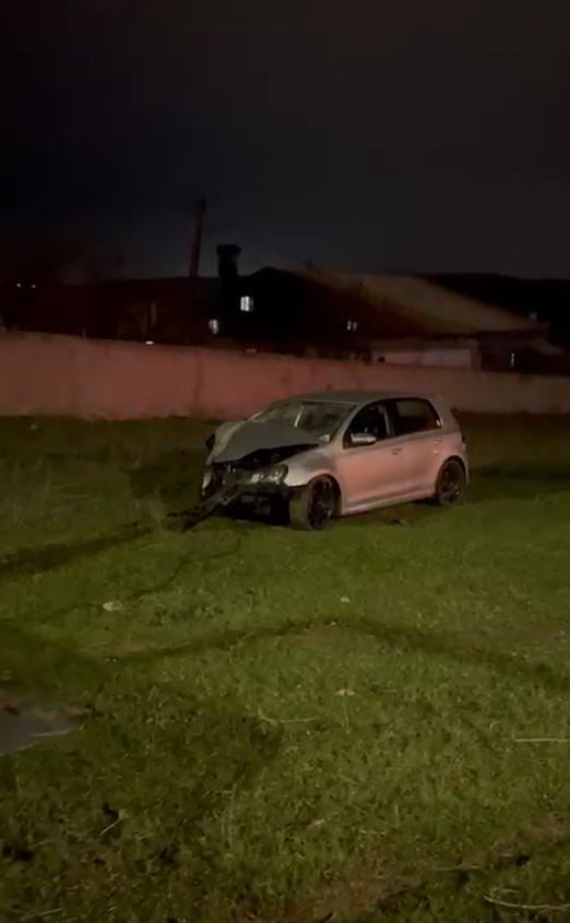 İSTANBUL'UN ARNAVUTKÖY İLÇESİNDE EHLİYETSİZ OLDUĞU ÖĞRENİLEN BİR SÜRÜCÜNÜN KULLANDIĞI OTOMOBİL...