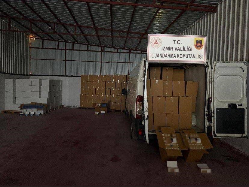 İZMİR’DE JANDARMA EKİPLERİ TARAFINDAN DÜZENLENEN 2 AYRI OPERASYONDA, PİYASA DEĞERİ 7 MİLYON 500...