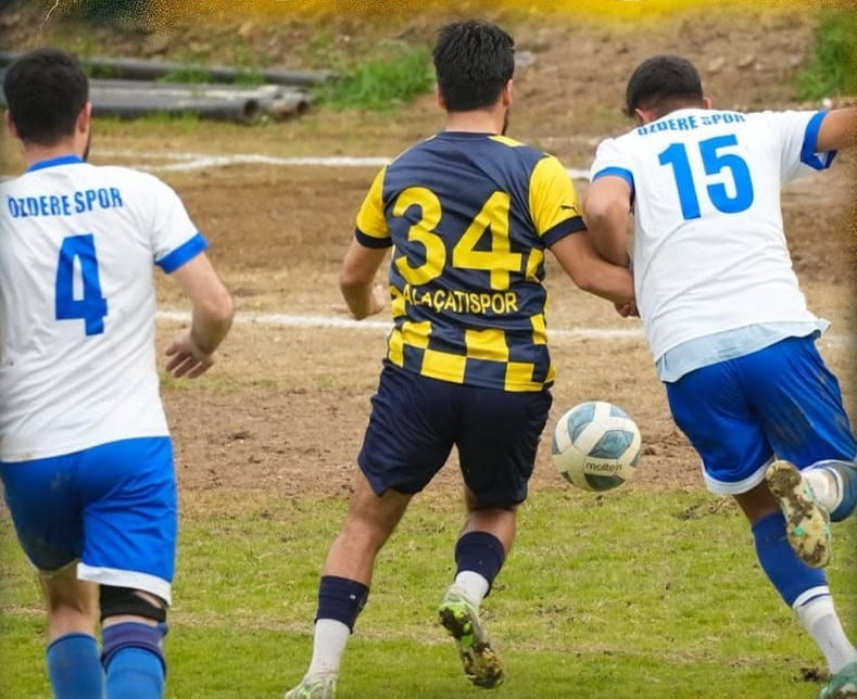 İZMİR SÜPER AMATÖR LİG E GRUBU’NUN 17. HAFTASINDA MÜCADELE EDEN İMREN ALAÇATISPOR, DEPLASMANDA...