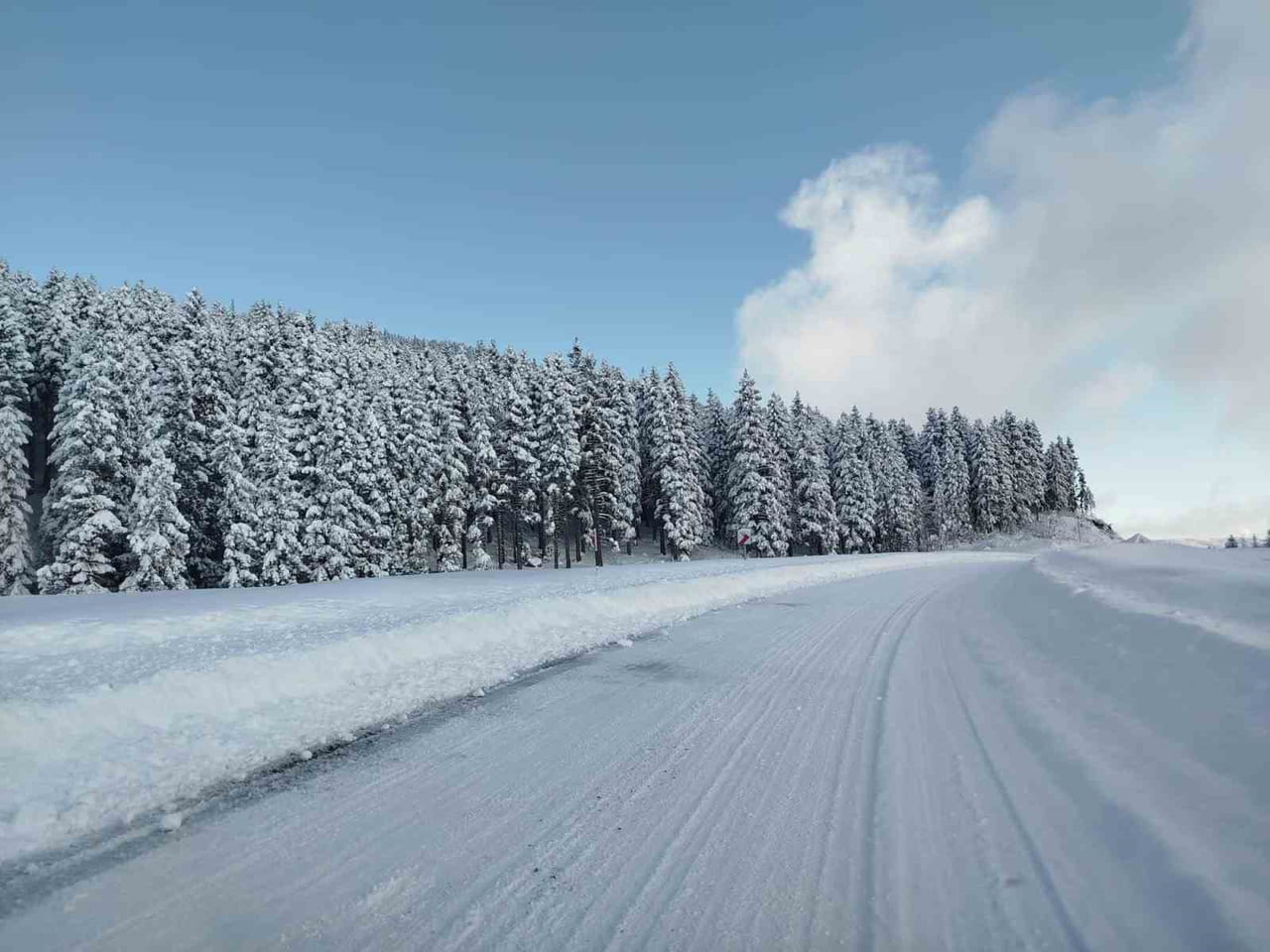 KABADÜZ ÇAMBAŞI YOLU (BELEDİYE BAŞKANININ SOSYAL MEDYA PAYLAŞIMINDAN ALINDI)