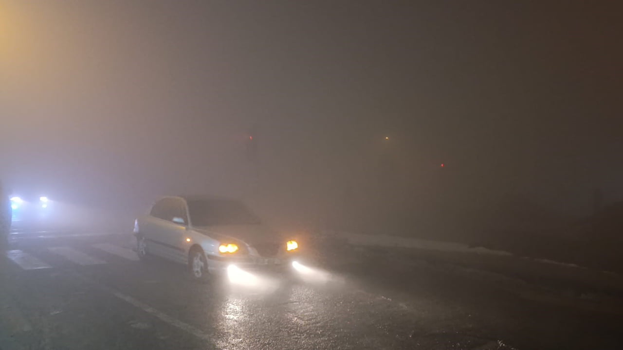 KAHRAMANMARAŞ’I  SİS BASTI GÖZ GÖZÜ GÖRMÜYOR