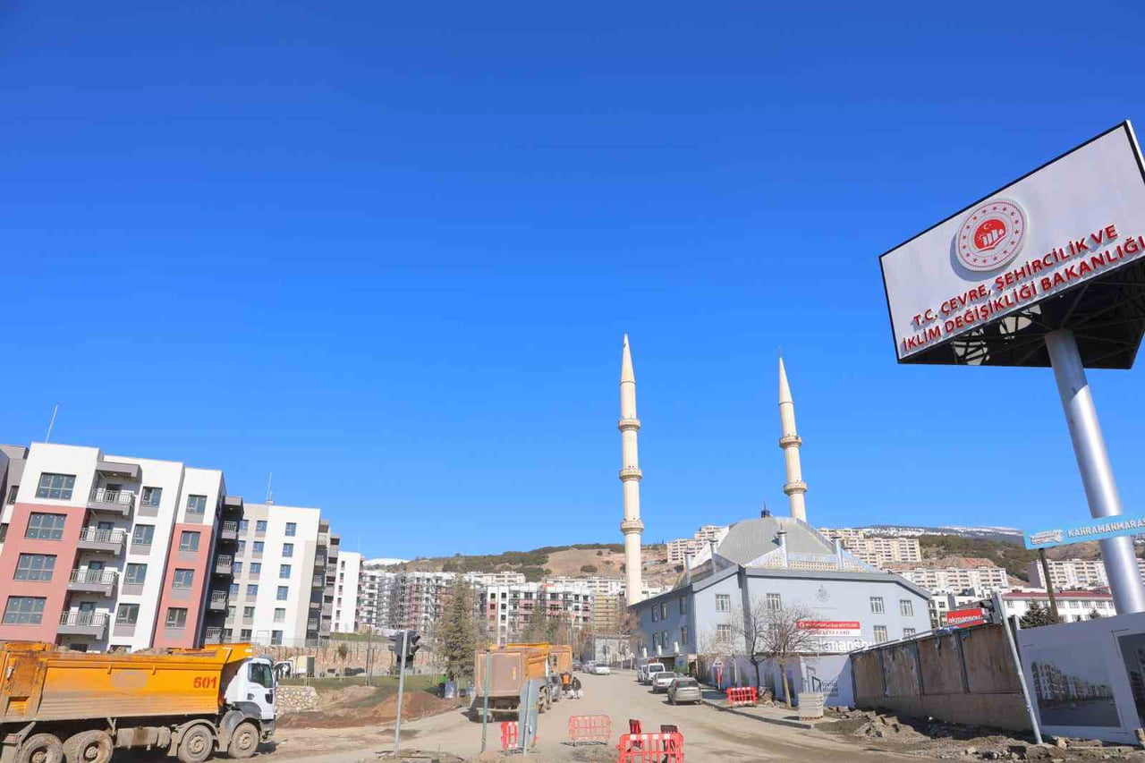 KAHRAMANMARAŞ’IN DULKADİROĞLU İLÇESİNE BAĞLI DOĞUKENT MAHALLESİ’NDE YÜRÜTÜLEN YERİNDE DÖNÜŞÜM...