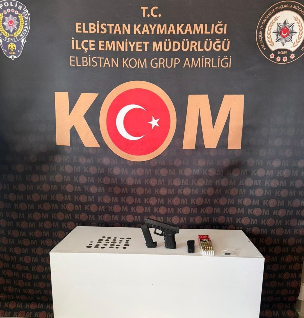 KAHRAMANMARAŞ’TA DÜZENLENEN KAÇAKÇILIK OPERASYONUNDA 3 ŞÜPHELİ YAKALANDI ÇOK SAYIDA MATERYALE EL...