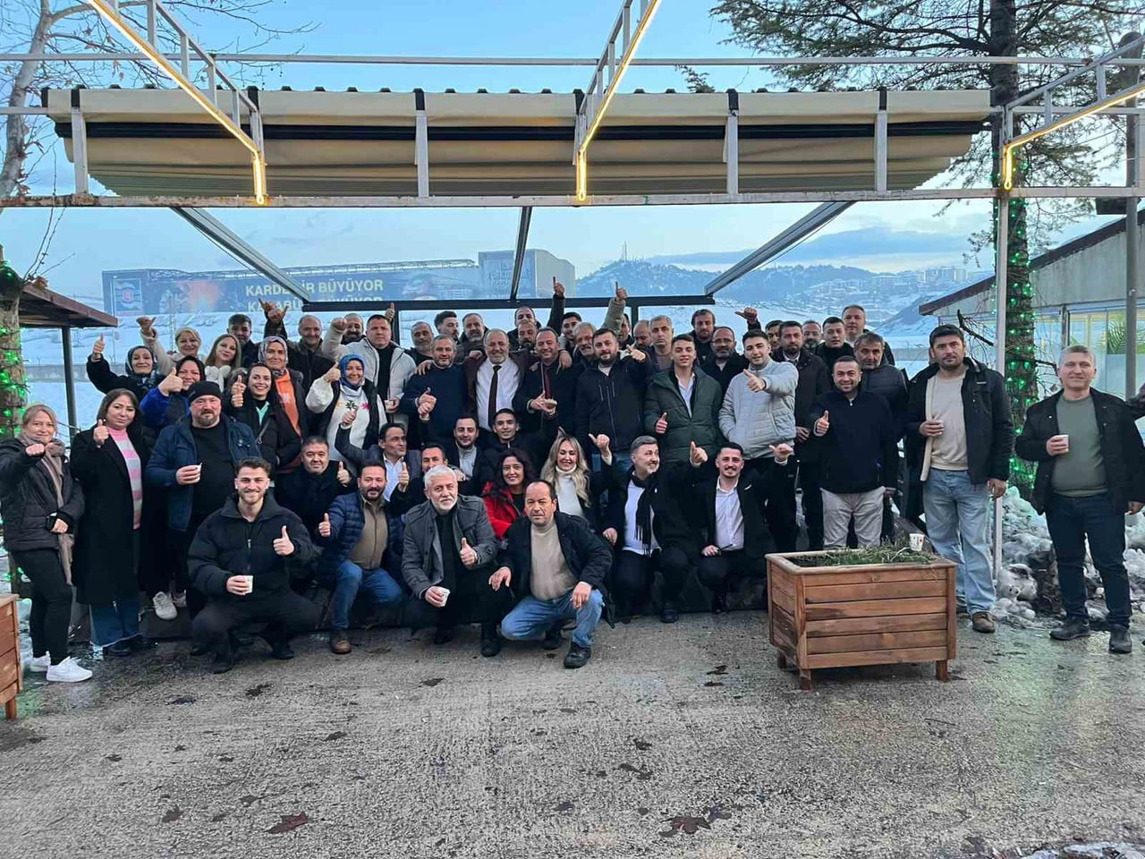 KARABÜK BERBERLER VE KUAFÖRLER ODASI OLAĞAN GENEL KURULU’NDA MEVCUT BAŞKAN EROL IŞIK, YENİDEN...