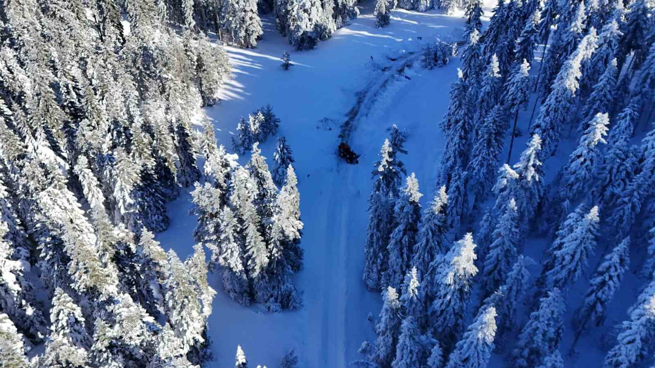 KARABÜK GENELİNDE ETKİLİ OLAN KAR YAĞIŞININ ARDINDAN EKİPLERİN YOĞUN ÇALIŞMALARI SONUCU, İL...
