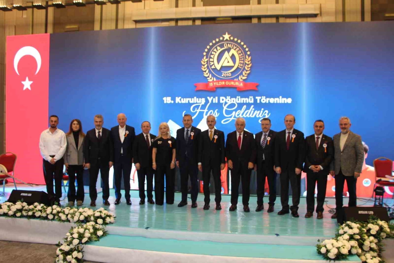 KARADENİZ BÖLGESİ'NİN TEK VAKIF ÜNİVERSİTESİ OLAN AVRASYA ÜNİVERSİTESİ’NİN KURULUŞUNUN 15. YIL...