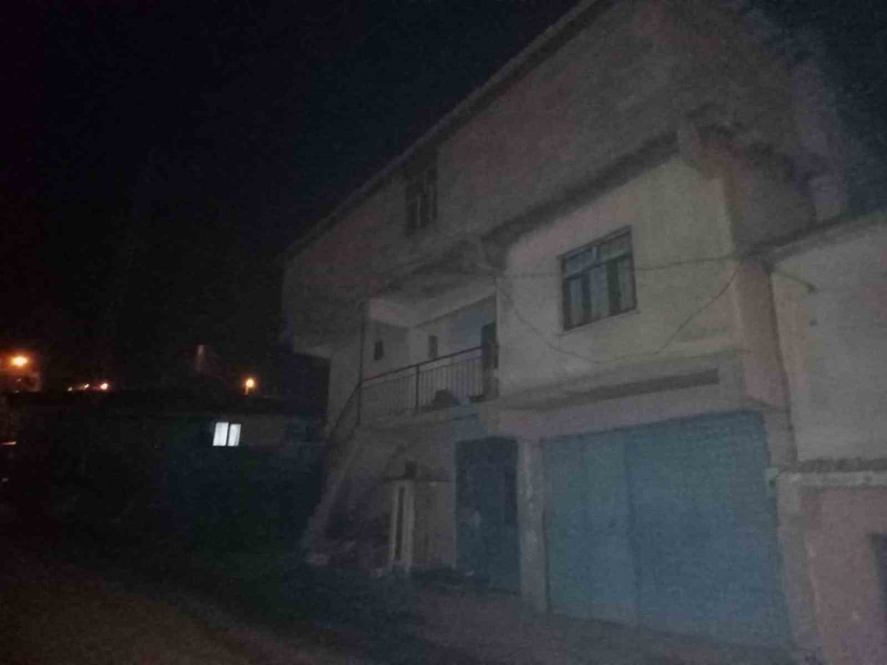 KARAMAN'IN ERMENEK İLÇESİNDE SOBADAN SIZAN KARBONMONOKSİT GAZINDAN ZEHİRLENEN KARI KOCA HAYATINI...