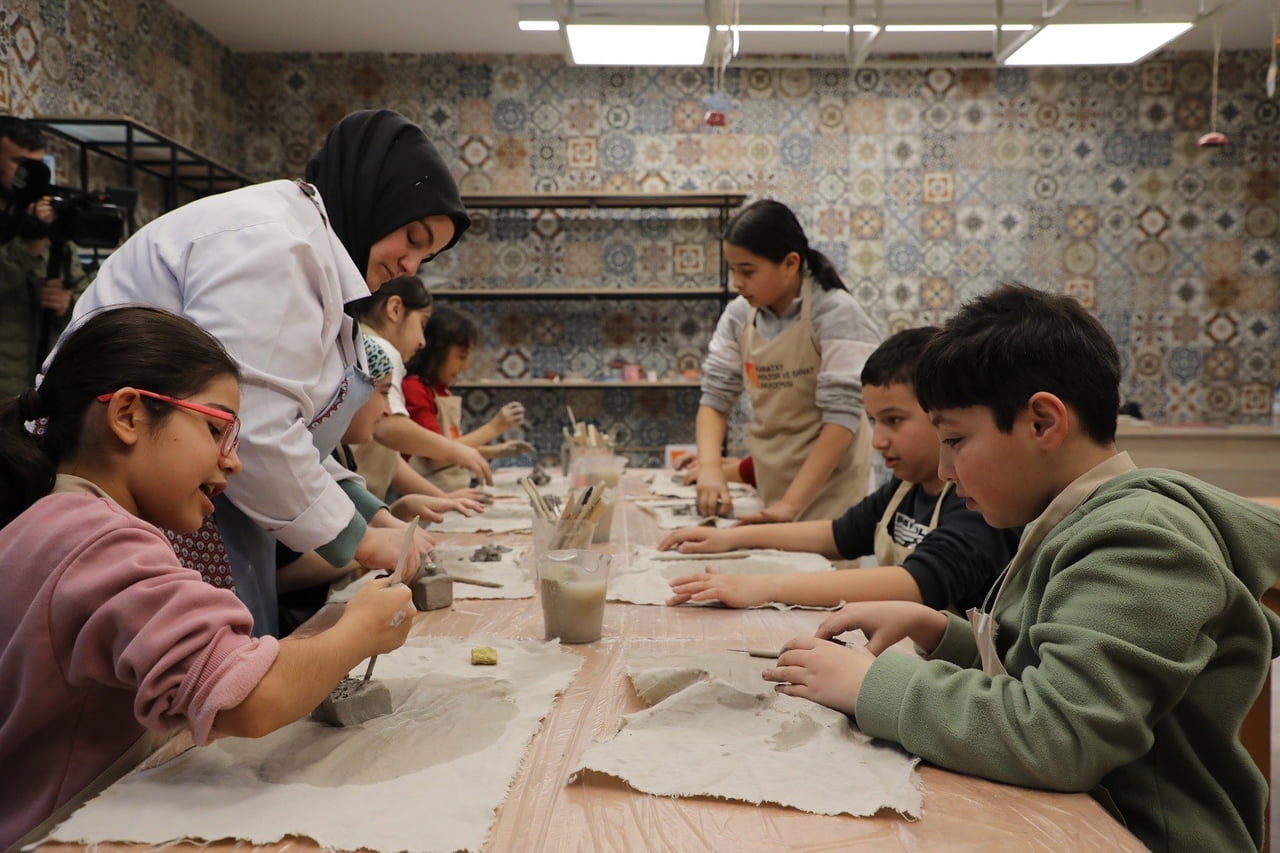 KARATAY KÜLTÜR VE SANAT AKADEMİSİ’NDE BAHAR DÖNEMİ KAYITLARI BAŞLIYOR. AKADEMİYE, 6-13 YAŞ ARASI...