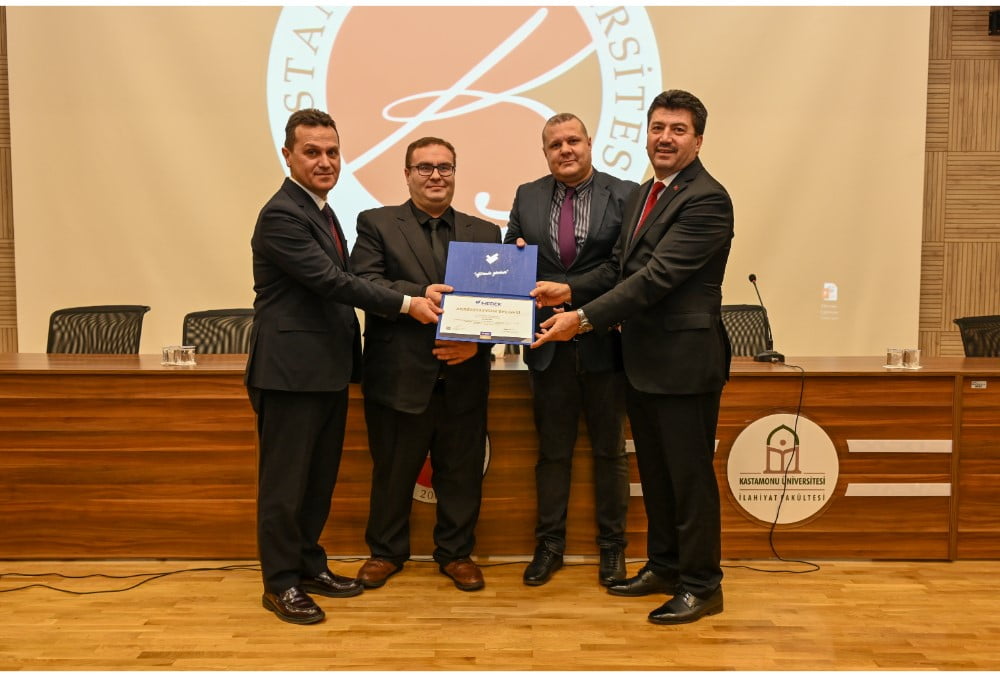 KASTAMONU ÜNİVERSİTESİ’NDE MEDEK AKREDİTASYON BELGE TAKDİMİ VE “MESLEKİ EĞİTİMDE +1 UYGULAMALI...