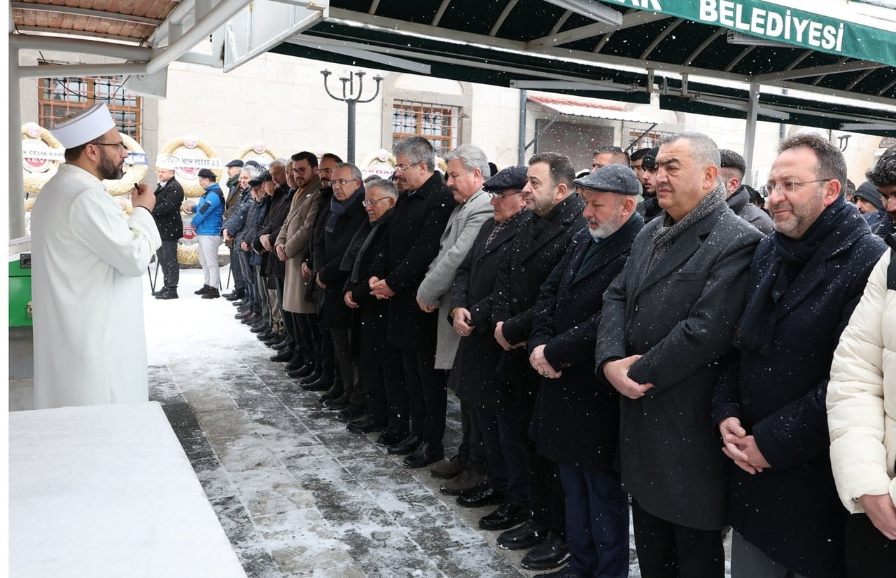 KAYSERİ SANAYİ ODASI (KAYSO) MECLİS BAŞKANI VE İŞ İNSANI ABİDİN ÖZKAYA’NIN KIZ KARDEŞİ HAYATINI...