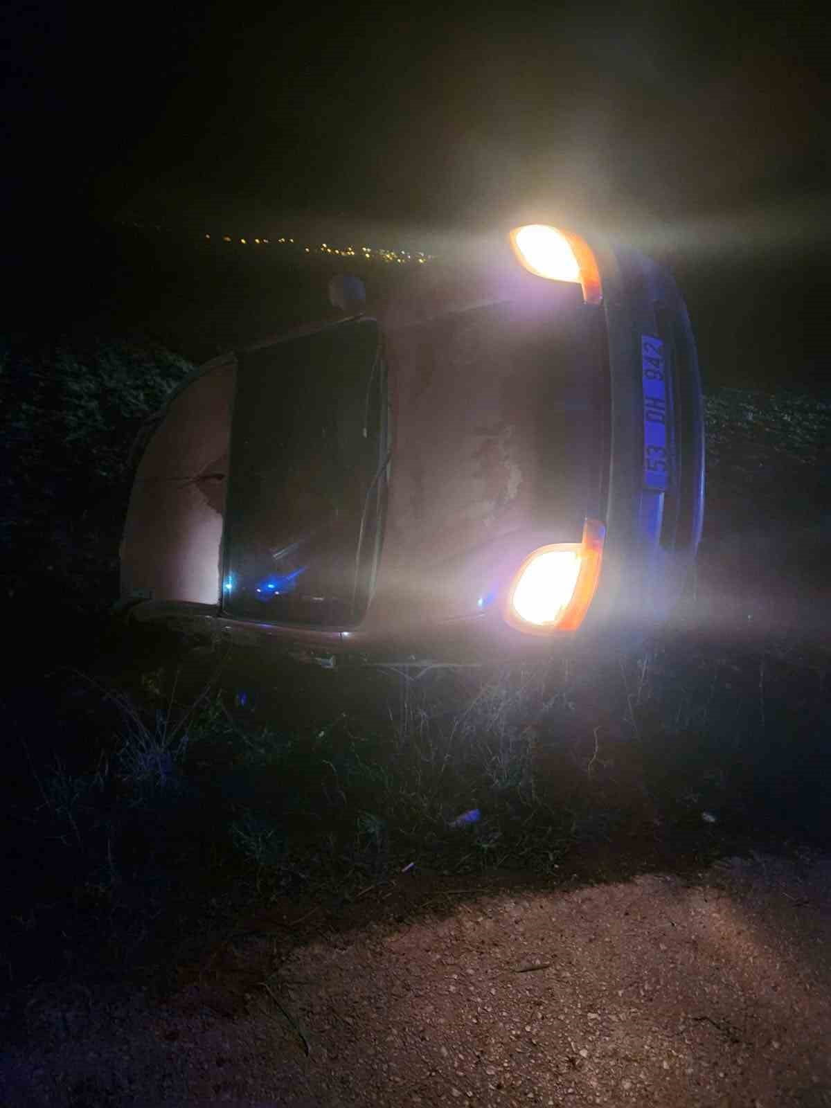 KAZA, SAAT 19.00 SIRALARINDA VEZİRKÖPRÜ’NÜN OYMAAĞAÇ MAHALLESİ GİRİŞİ YAKINLARINDA MEYDANA...