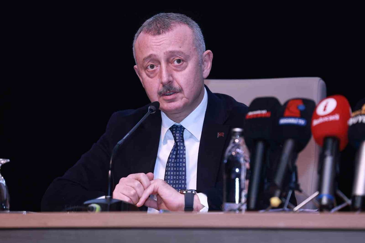 KBB BAŞKANI TAHİR BÜYÜKAKIN, MUHALEFETİN ELEŞTİRİLERİNE PROJELER VE RAKAMLARLA YANIT...