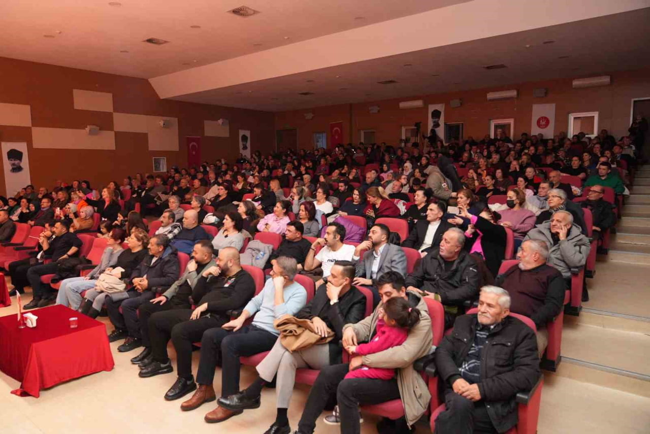 KEÇİÖREN BELEDİYESİ KONSERVATUVARI TÜRK HALK MÜZİĞİ KOROSU TARAFINDAN ‘GÖNÜLDEN TELE’ KONSERİ...