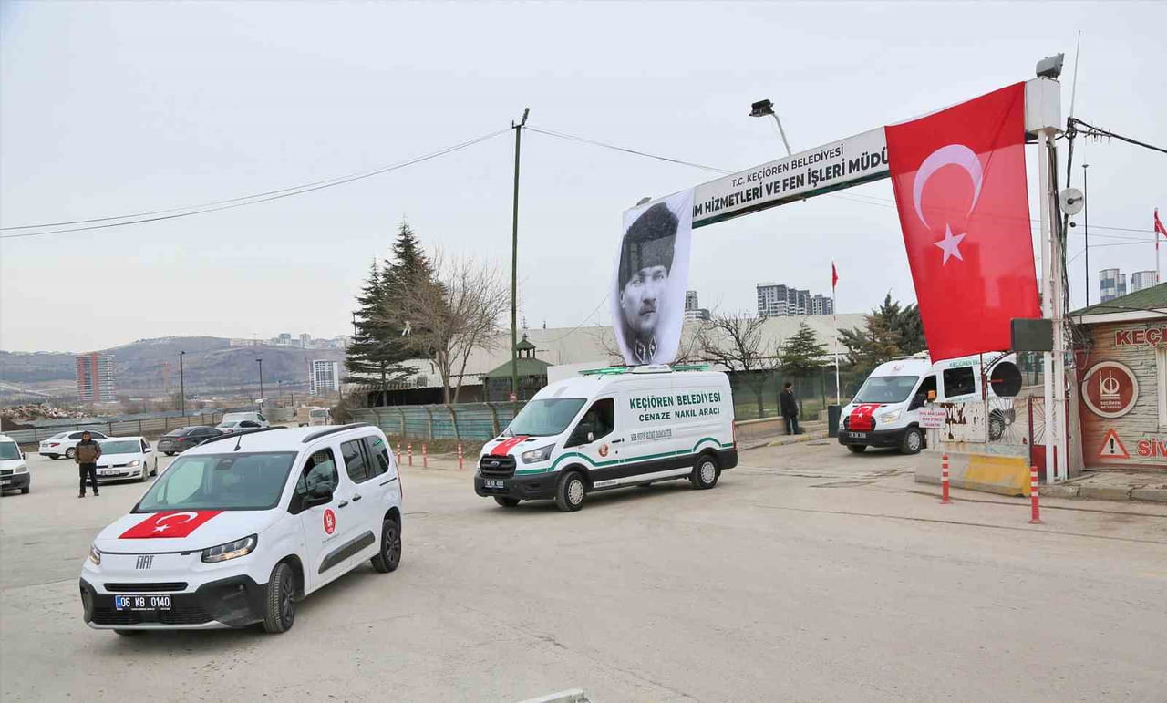 KEÇİÖREN BELEDİYESİ, TÜRK BAYRAĞINA YÖNELİK GERÇEKLEŞTİRİLEN SALDIRIYA KARŞI BELEDİYE HİZMET...