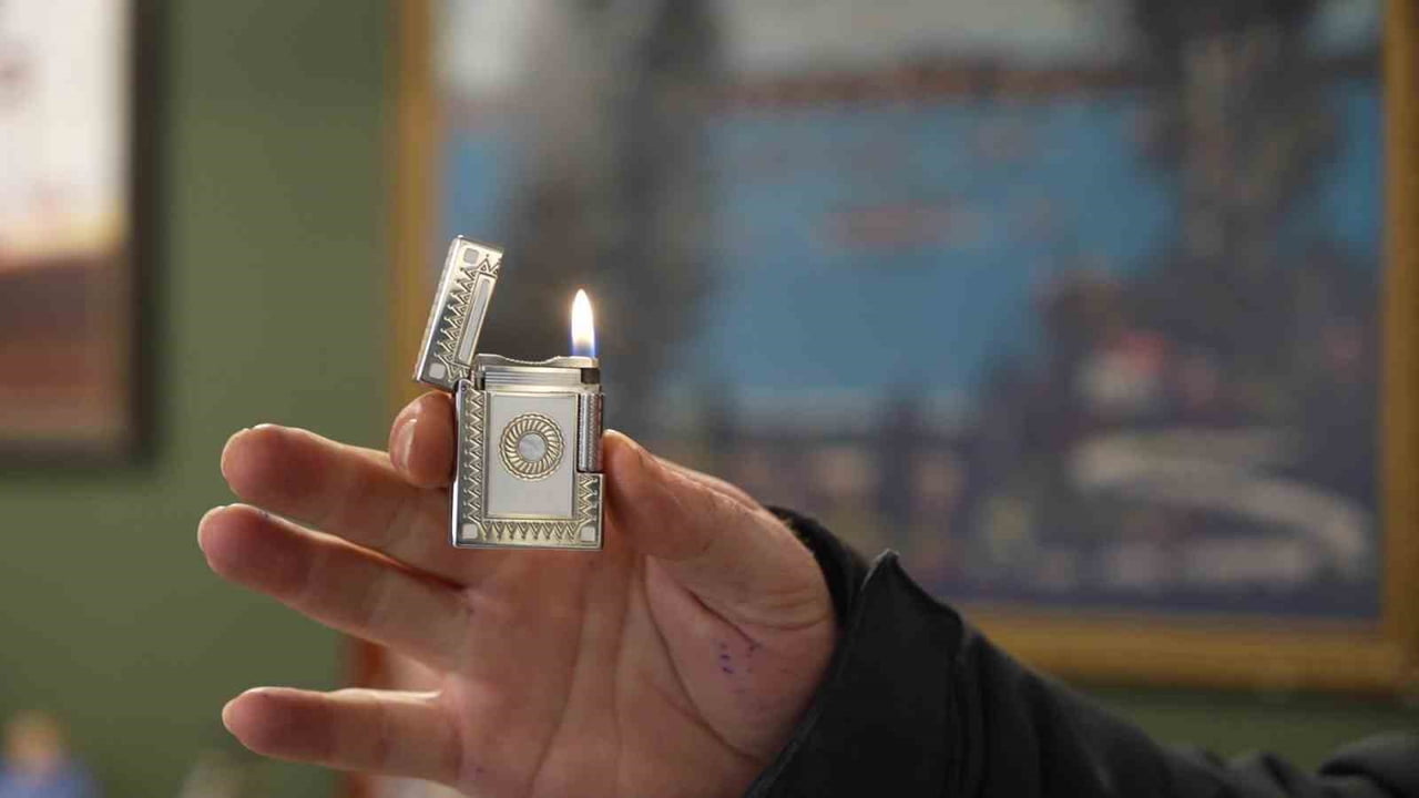 KOCAELİ'DE ÇOCUKLUK YILLARINDAN GELEN ANTİKA MERAKINI PROFESYONEL BİR TUTKUYA DÖNÜŞTÜREN ALİ...