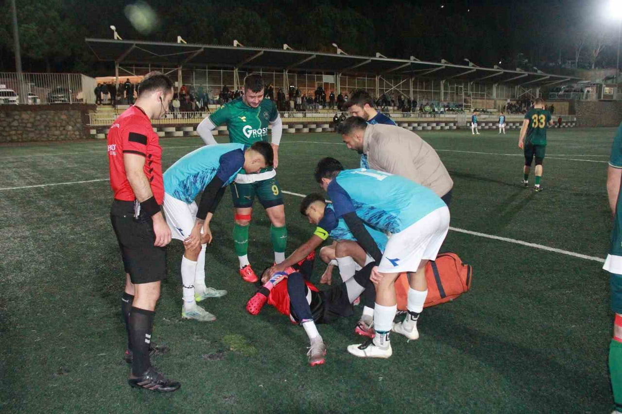 KOCAELİ’DE OYNANAN 1. AMATÖR KÜME PLAY-OFF LİGİ A GRUBU’NUN SON MAÇLARINDA AKIL ALMAZ OLAYLAR...