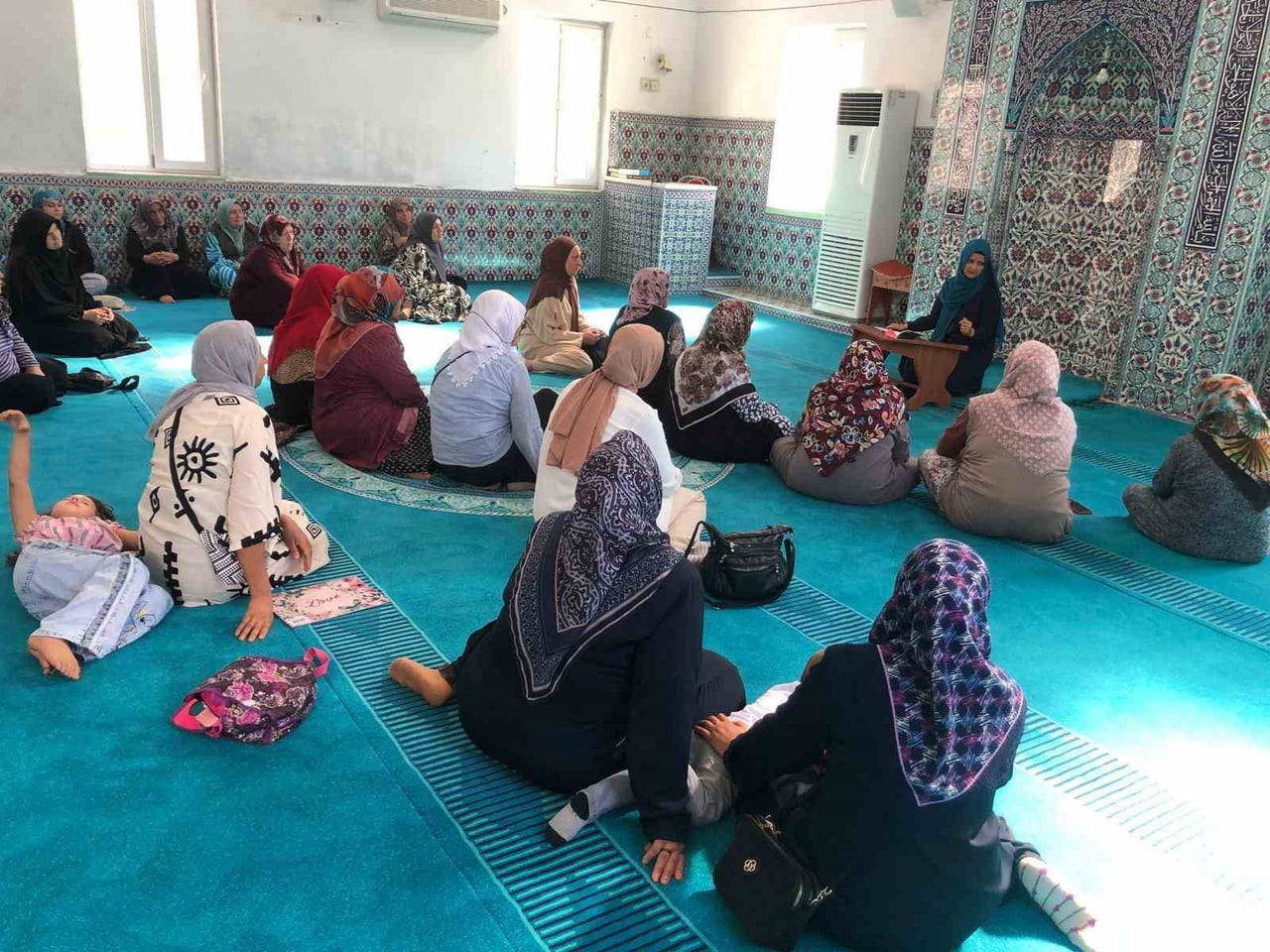 KÖYCEĞİZ’DE KADINLARA VE ÖĞRENCİLERE YÖNELİK MİRAÇ KANDİLİ PROGRAMI DÜZENLENDİ