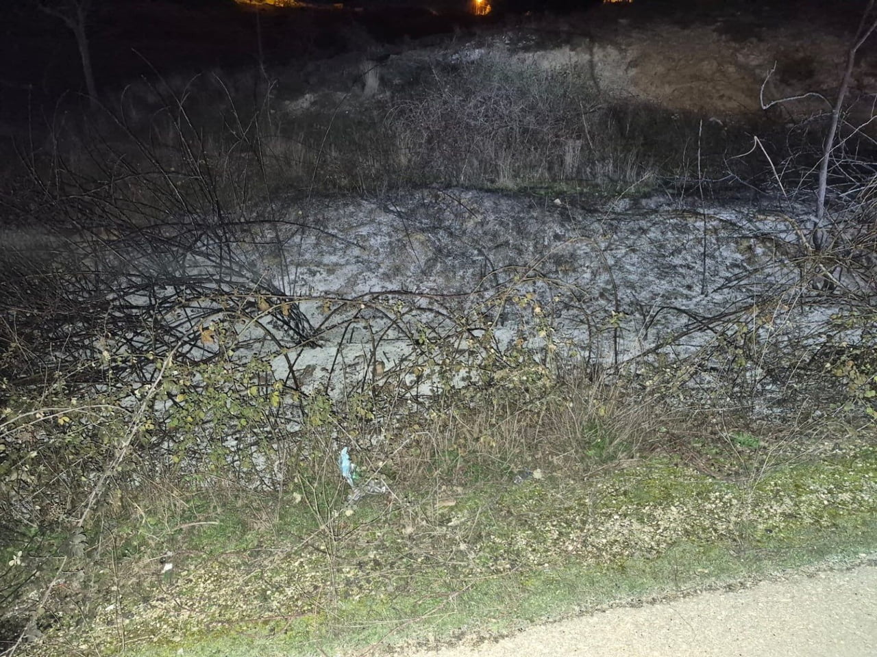 KÜÇÜK ÇAPLI OT YANGINI ANINDA MÜDAHALEYLE SÖNDÜRÜLDÜ