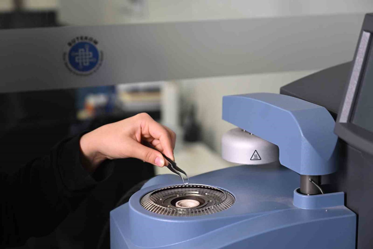 KÜRESEL REKABETİN GİDEREK TEKNOLOJİ, AR-GE VE YÜKSEK KATMA DEĞER EKSENİNDE ŞEKİLLENDİĞİ GÜNÜMÜZDE...