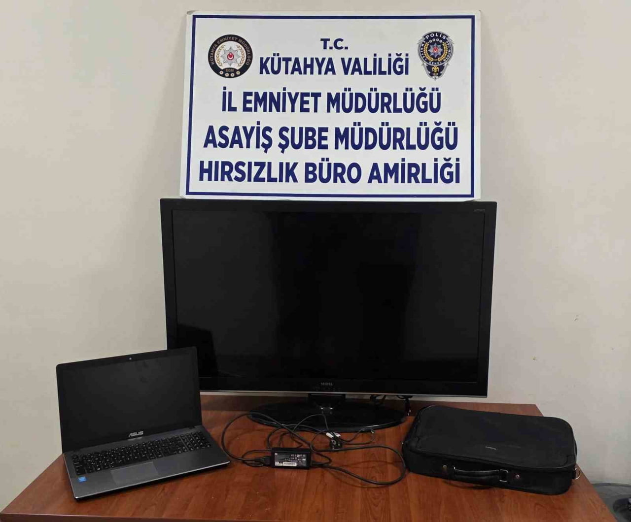 KÜTAHYA'DA 4 AYRI HIRSIZLIK OLAYININ ŞÜPHELİSİ YAKALANDI