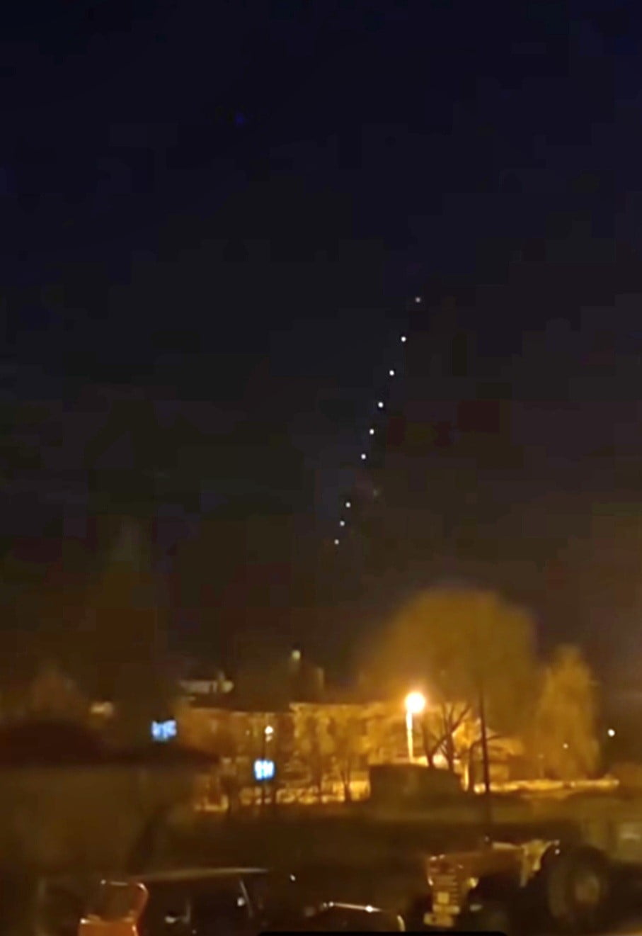 KÜTAHYA VE TAVŞANLI SEMALARINDA SIRA SIRA IŞIKLAR GÖRÜLDÜ