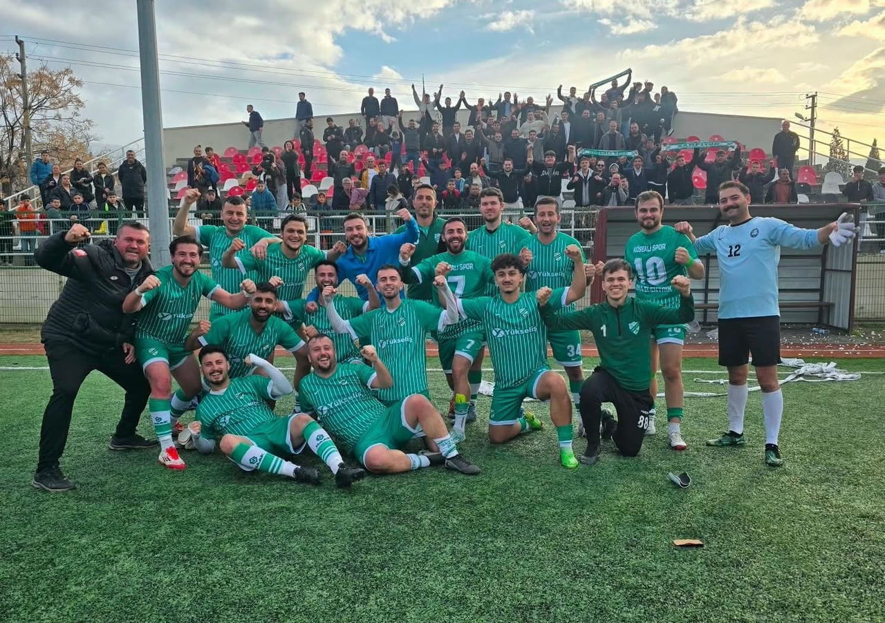 MANİSA 1. AMATÖR LİG SALİHLİ GRUBU’NDA MÜCADELE EDEN SALİHLİ KÖSEALİSPOR, LİGİN BİTİMİNE BİR HAFTA...