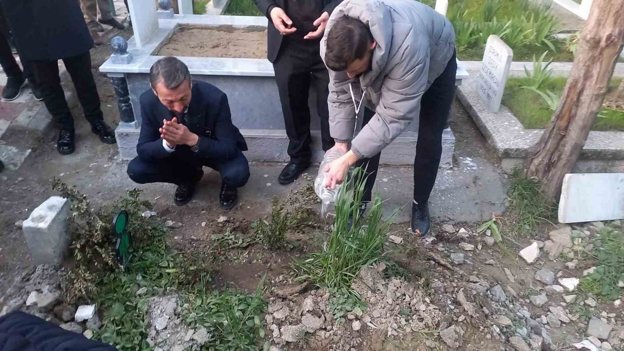 MANİSA BERBERLER VE KUAFÖRLER ODASININ OLAĞAN GENEL KURULUNDA MEVCUT BAŞKAN ADEM ŞAHİN, 277 OY...