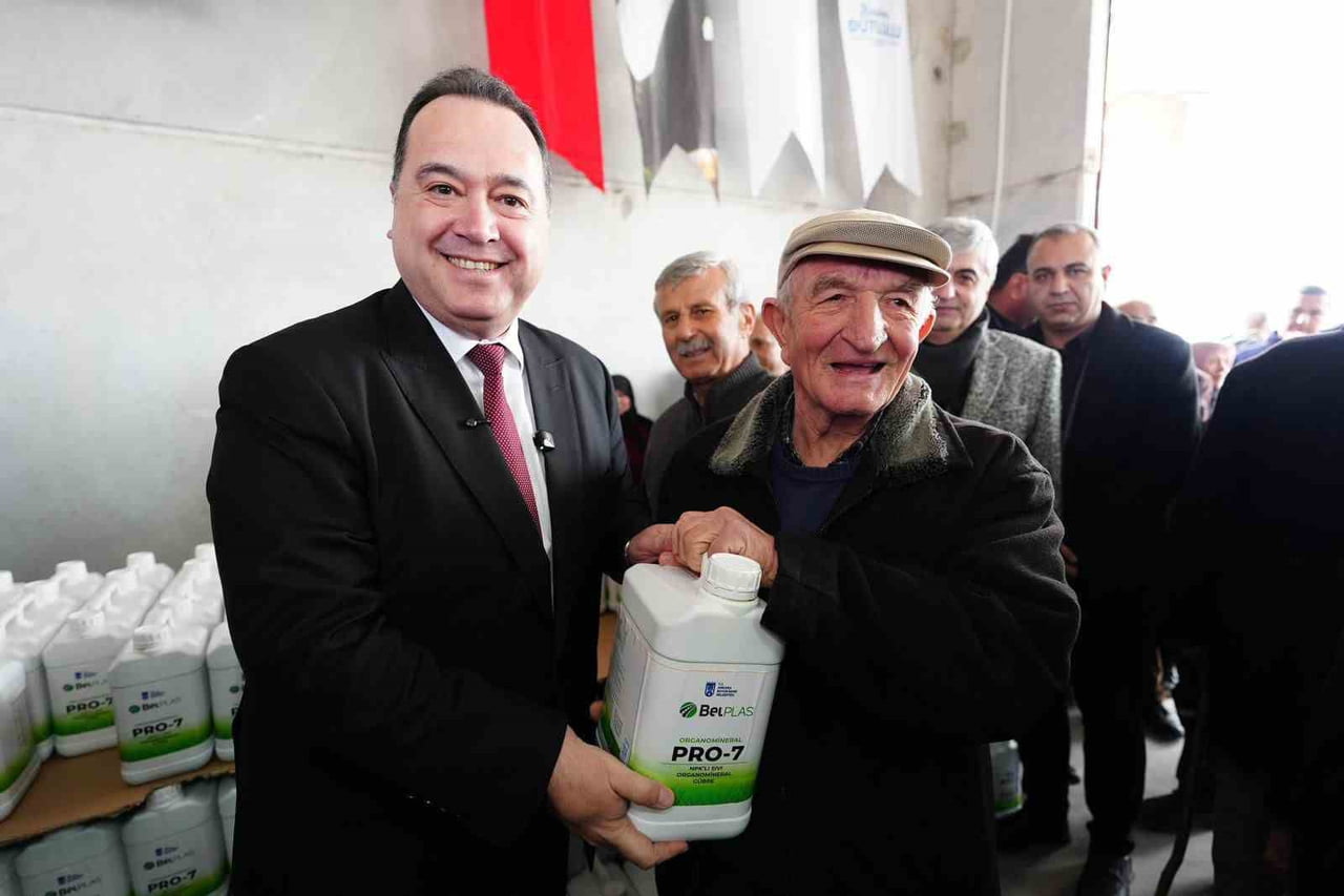 MANİSA BÜYÜKŞEHİR BELEDİYESİ, 2025 YILINDA YAŞANAN ZİRAİ DON OLAYLARINDAN ETKİLENEN MEYVE...