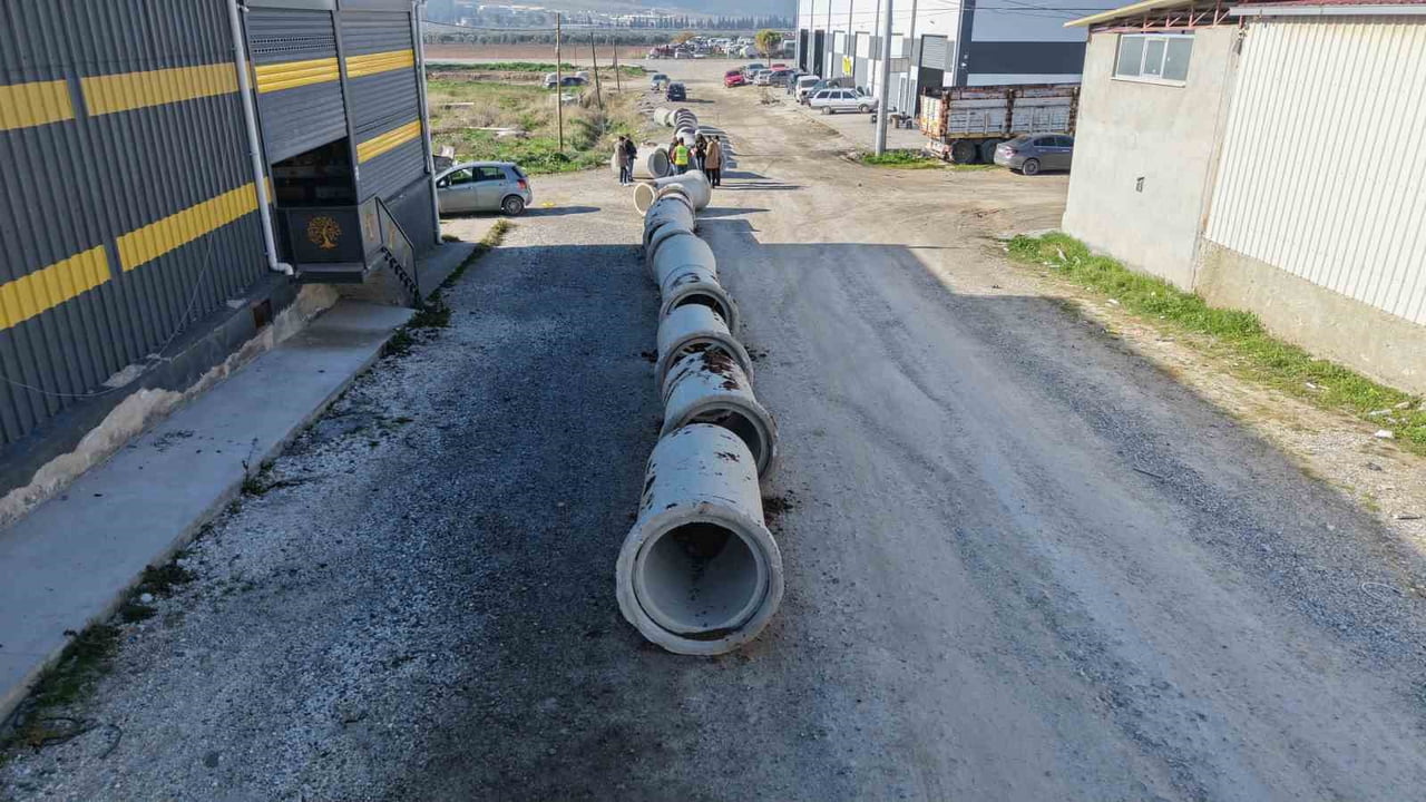 MANİSA BÜYÜKŞEHİR BELEDİYESİ VE MASKİ’NİN AKHİSAR KARAOSMANOĞLU SANAYİ SİTESİ’NDE BAŞLATTIĞI...