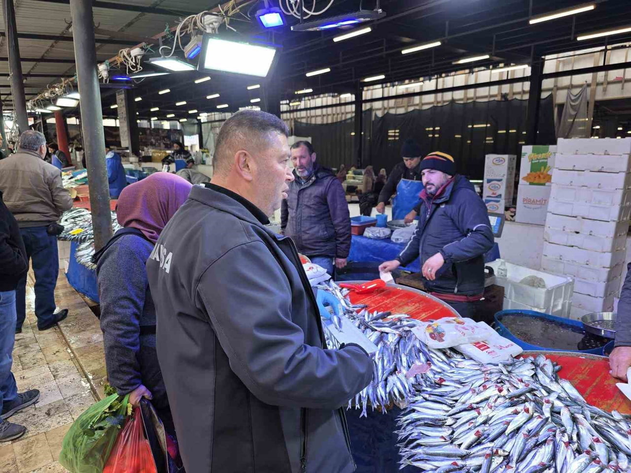 MANİSA’NIN SARIGÖL İLÇESİNDE, SU ÜRÜNLERİNİN SAĞLIKLI VE GÜVENİLİR ŞEKİLDE TÜKETİCİYE...