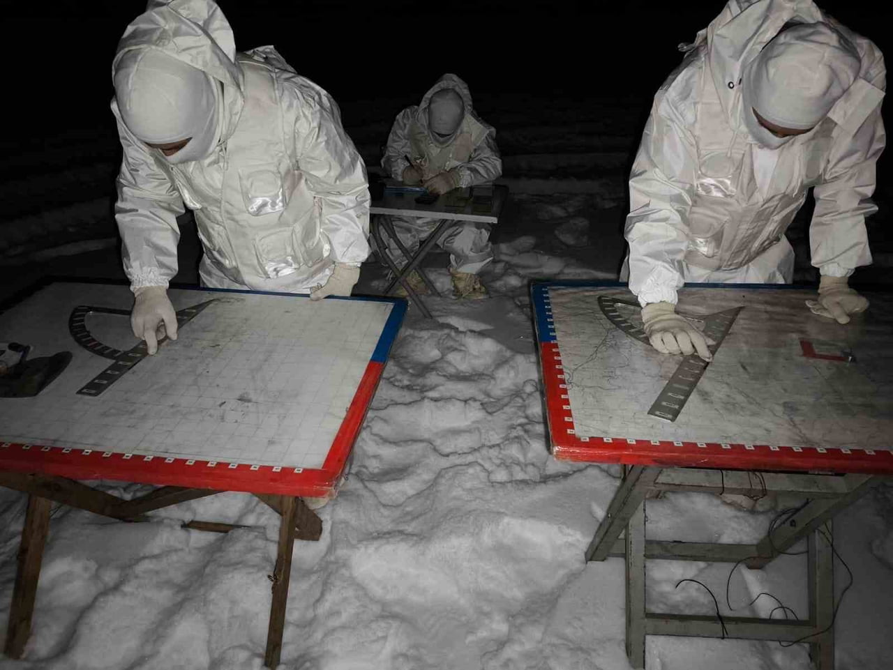 MEHMETÇİĞİN KARLI ARAZİDE GECE EĞİTİMİ