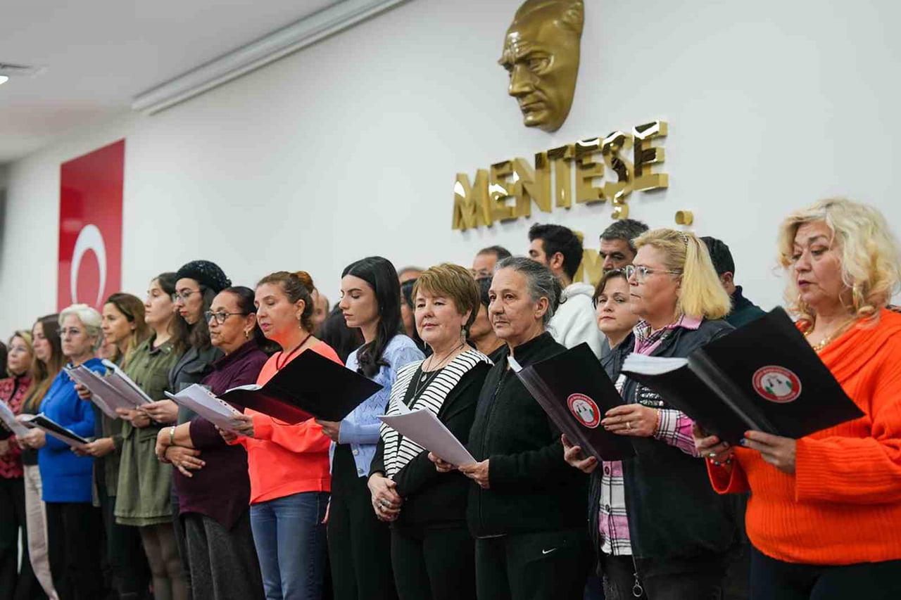 MENTEŞE BELEDİYE KOROSU BARIŞ MANÇO REPERTUVARIYLA SAHNE ALIYOR